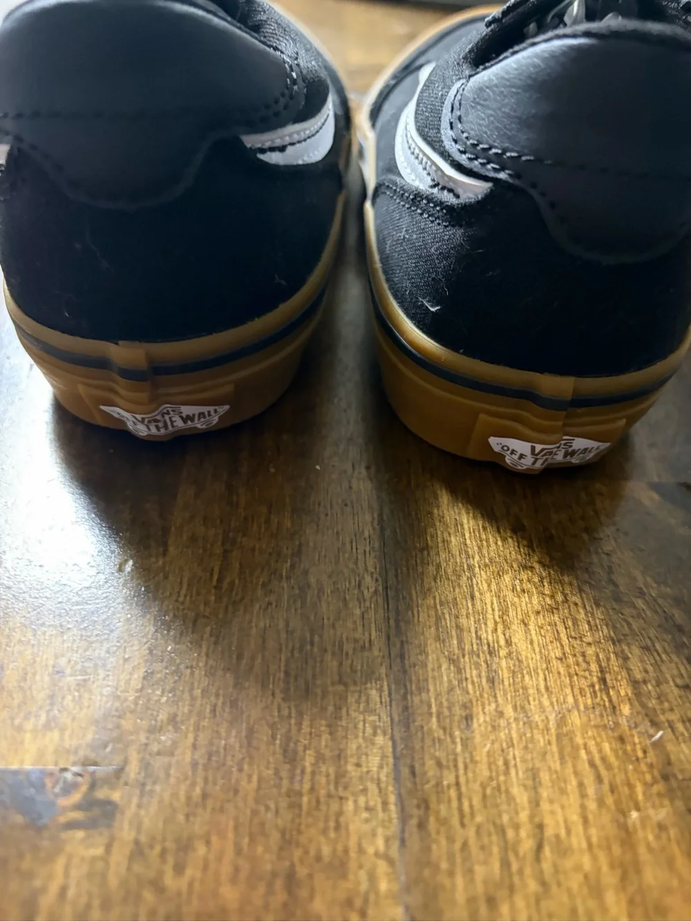 Vans Black Canvas Low-Top Brooklyn sneaker  wore once